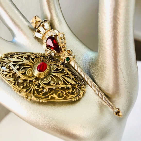 Vintage Ornate Red Filigree Scepter Brooch lot - Picture 4 of 11
